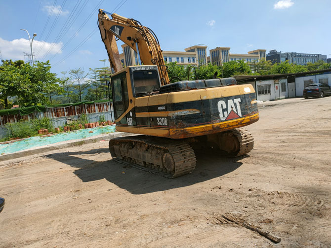 used Cat 320B with Hammer for sale