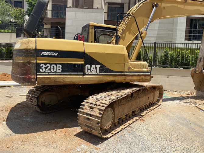 Cat 320B For Sale